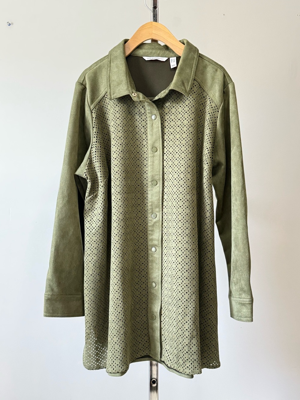 Isaac Mizrahi Live! Perforated Faux Suede Shacket - Basil Green - 1X